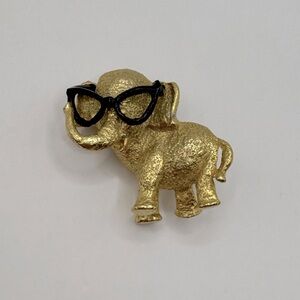 VINTAGE 1964 Barry Goldwater Elephant Pin
